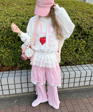 ホワイト モデル：160㎝ F着用