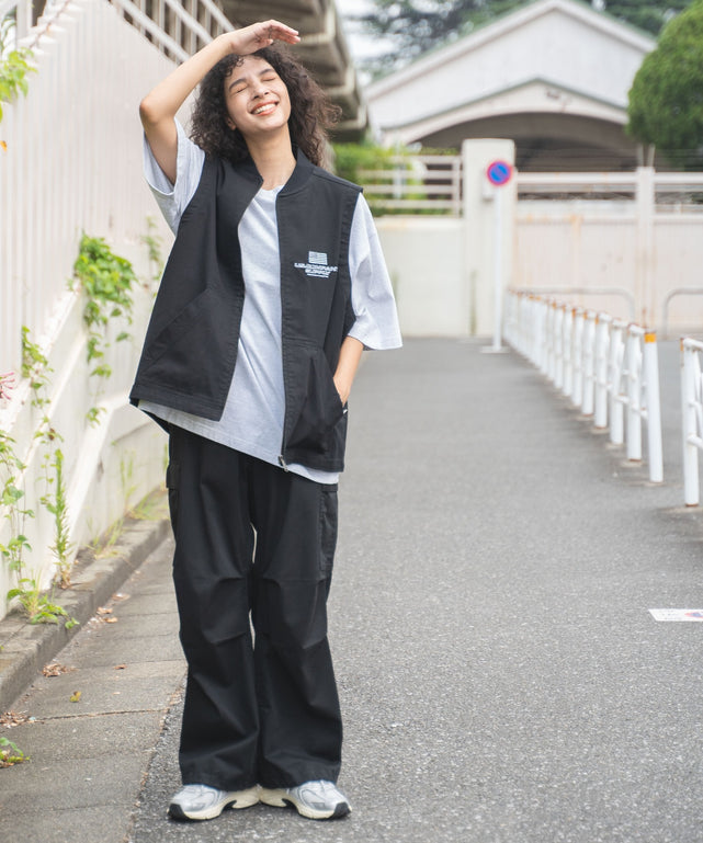 ブラック モデル：166cm L着用