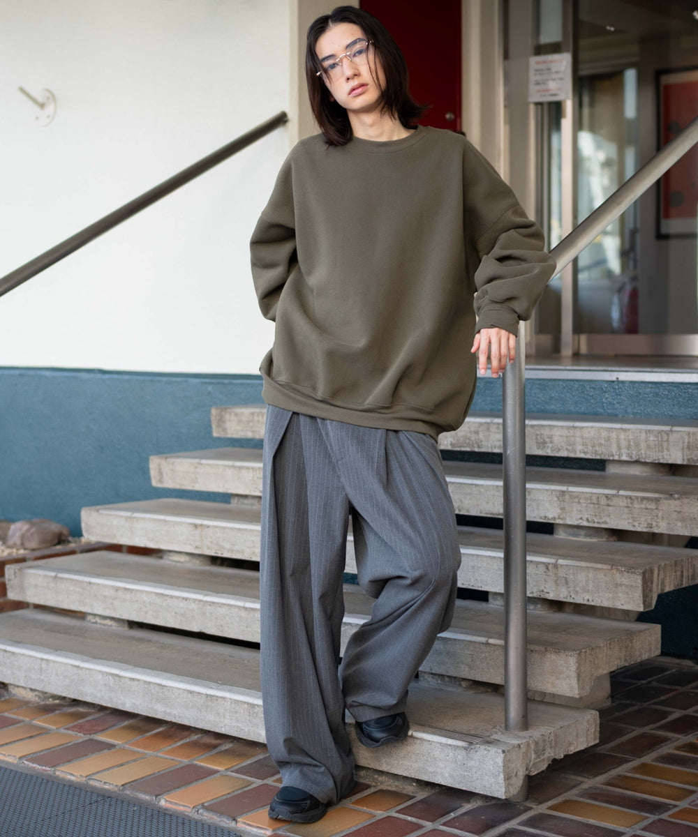 カーキ モデル：175cm L着用