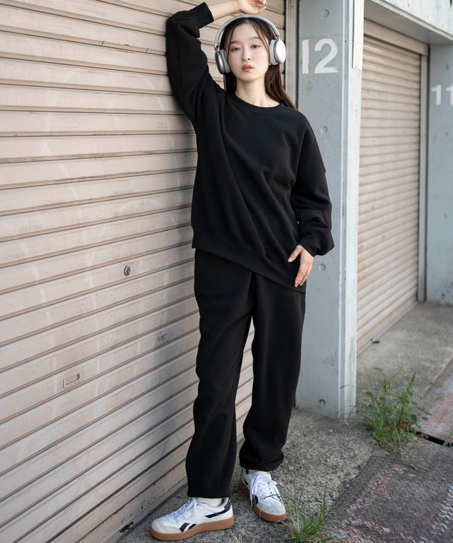 ブラック　モデル：163cm M着用