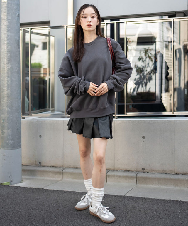 スミクロ　モデル：163cm M着用