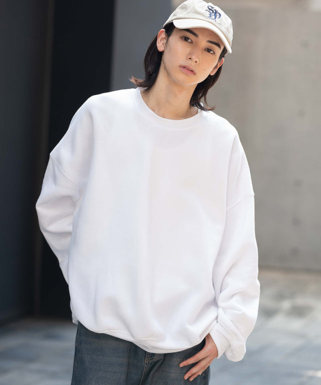 ホワイト モデル：175cm L着用