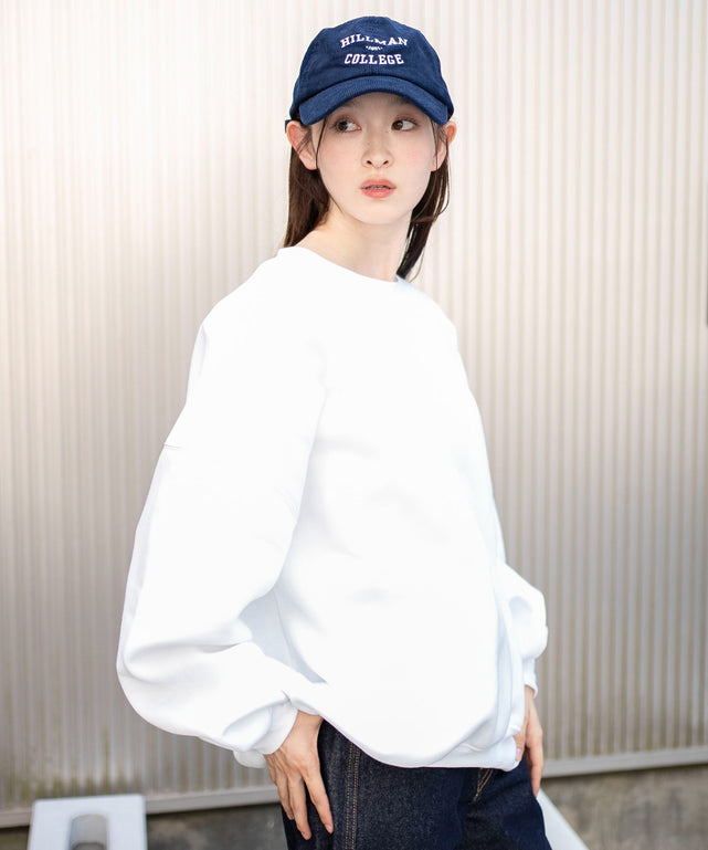 ホワイト　モデル：163cm M着用