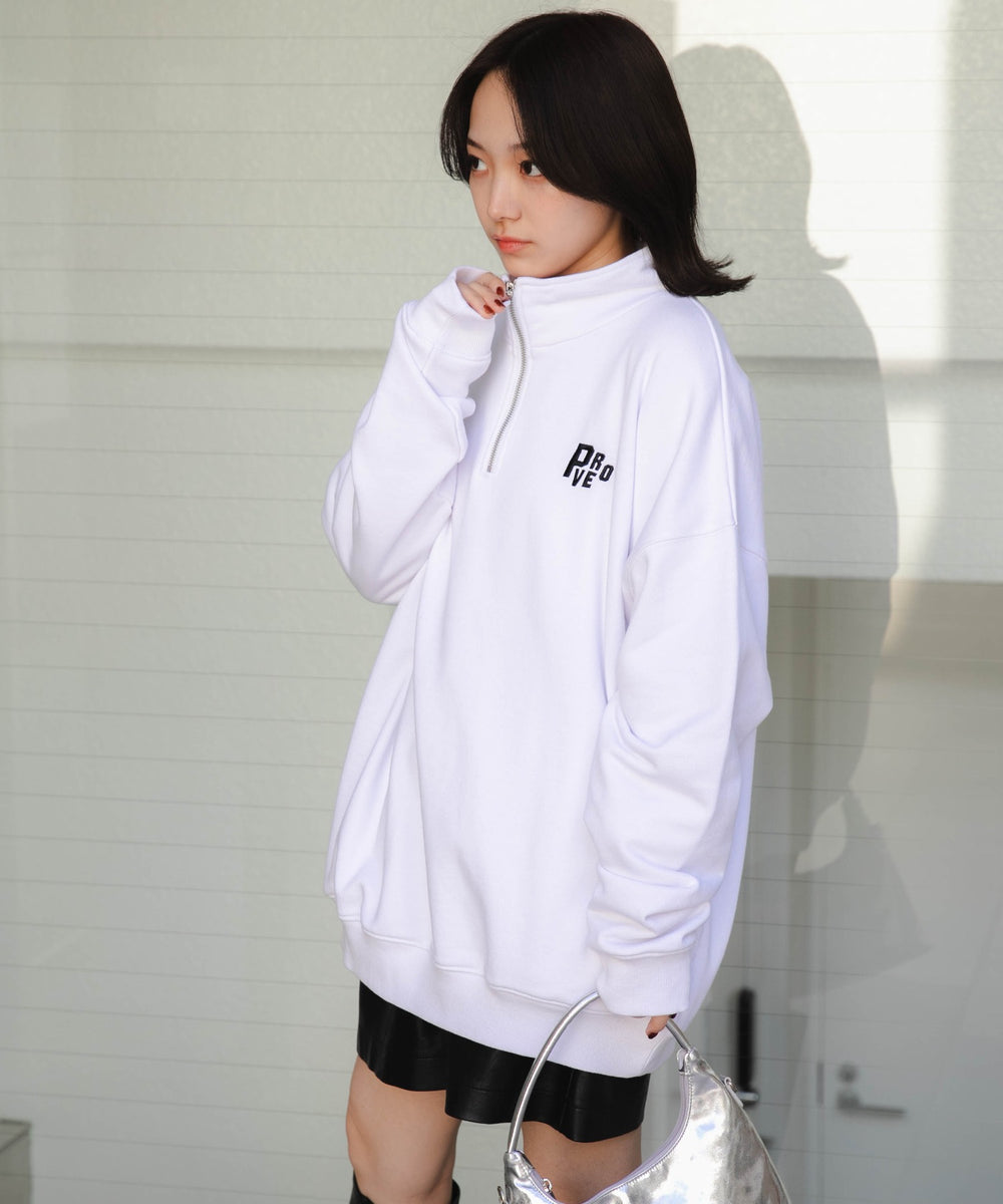 ホワイト モデル：157cm L着用
