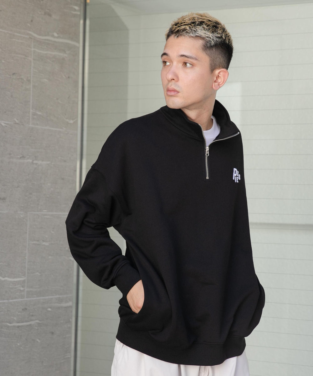 ブラック モデル：178cm L着用