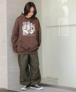 ブラウン モデル：157cm L着用