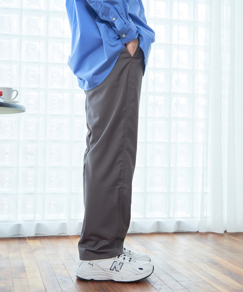 Dグレー モデル：177cm L着用