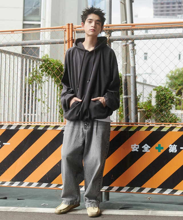 グレー モデル：180cm L着用
