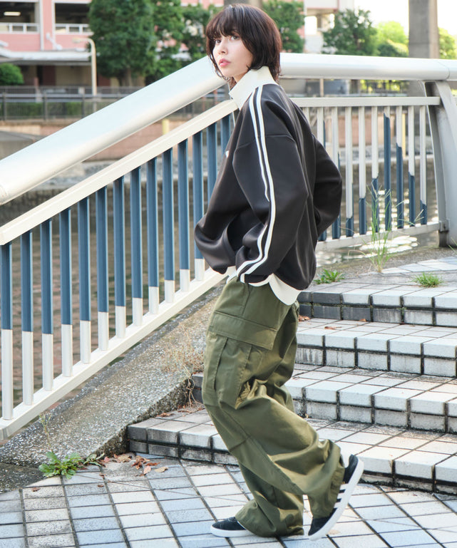 ブラック モデル：160cm L着用