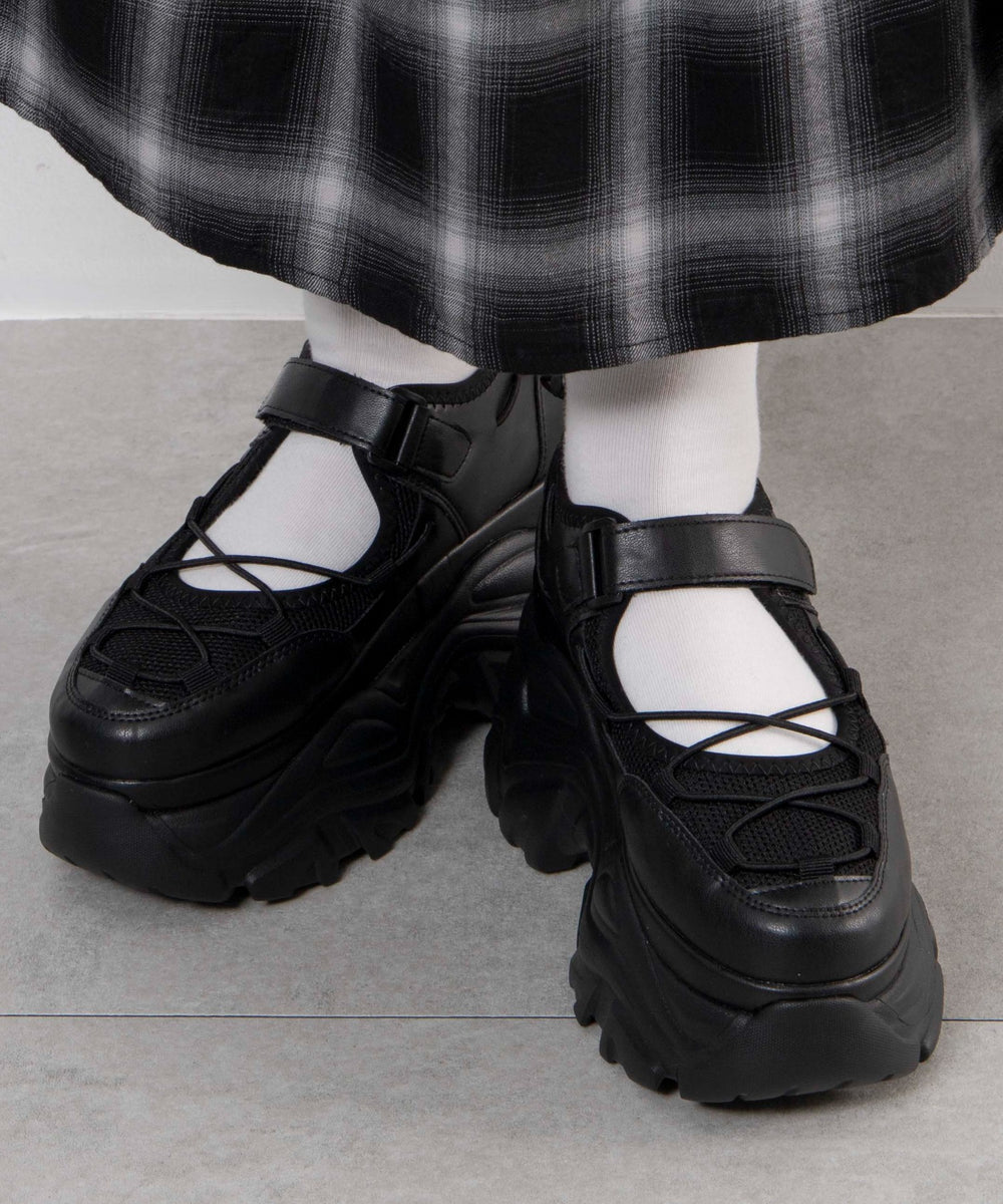 ブラック