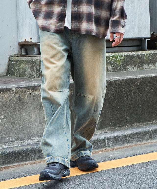 デニム淡加工 モデル：180cm L着用