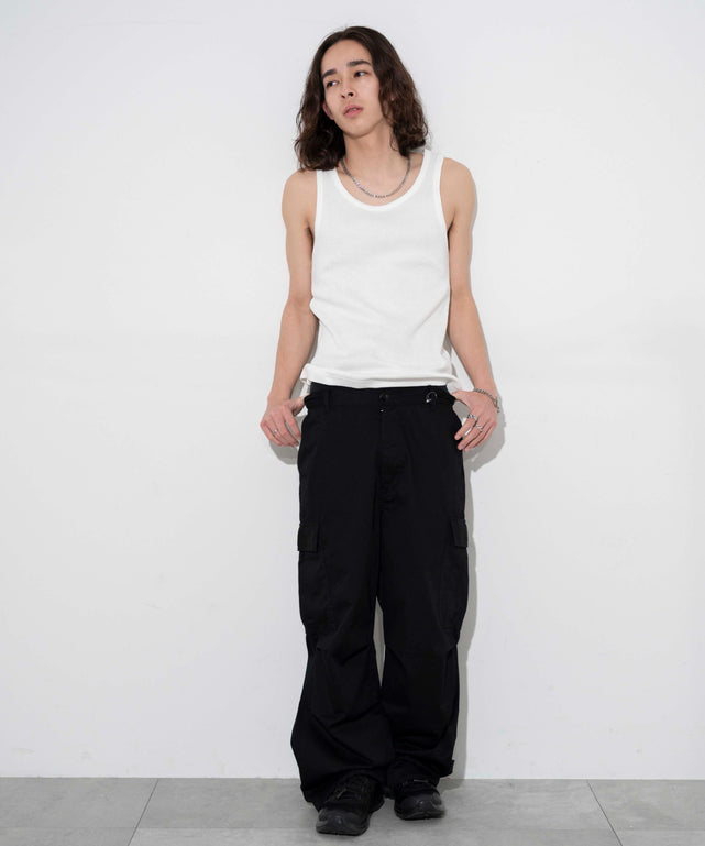 ホワイト モデル：174cm L着用
