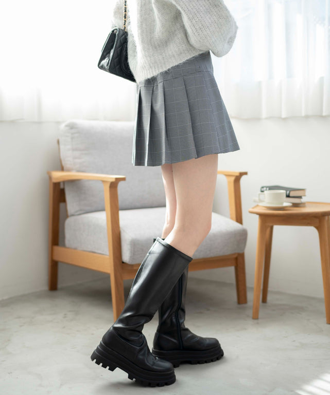 グレー系チェック　モデル:163cm M着用
