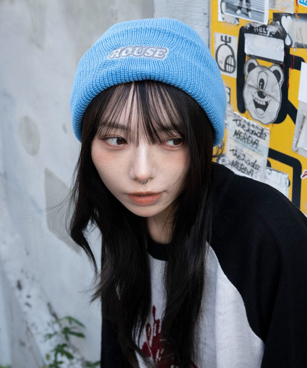 ブルー