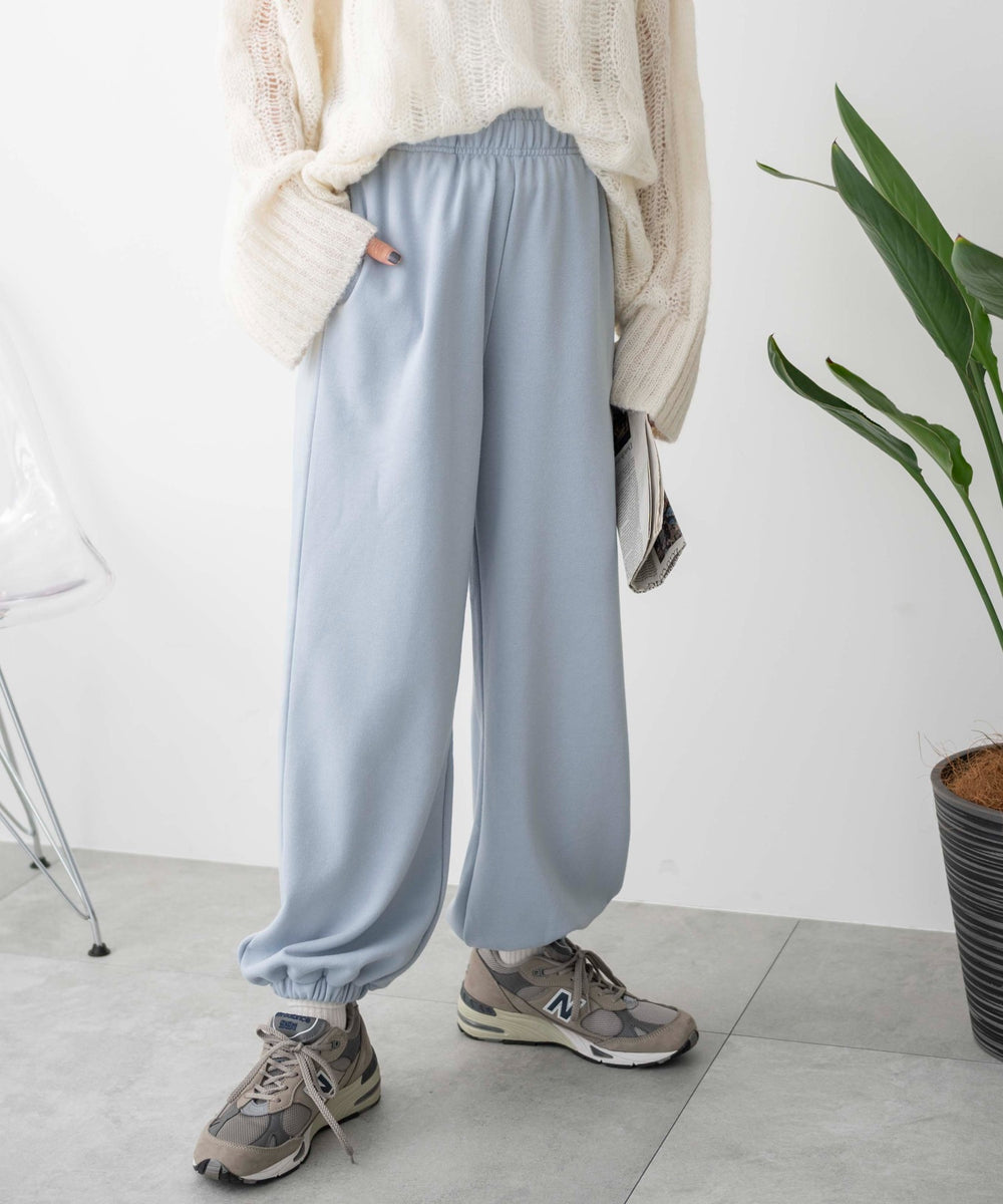 サックス　モデル:161cm M着用