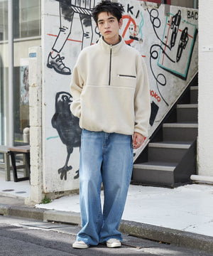 Lベージュ　モデル:180cm L着用