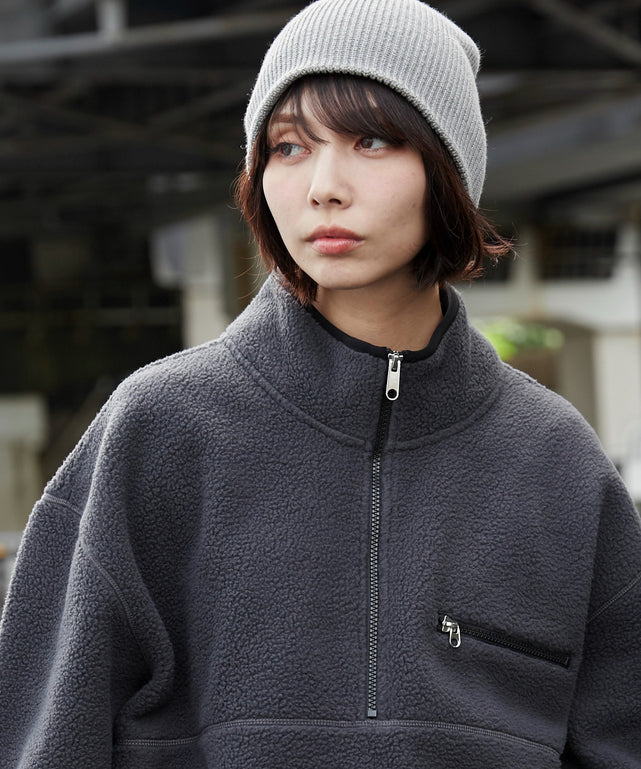 Dグレー モデル：160cm L着用