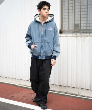 デニム淡色 モデル：180cm L着用