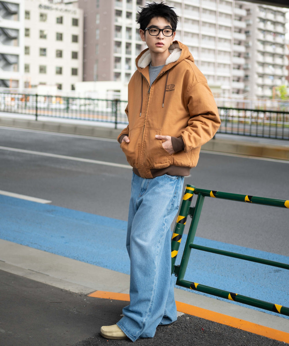ブラウン モデル：180cm L着用