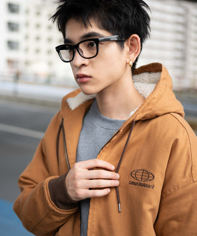 ブラウン モデル：180cm L着用