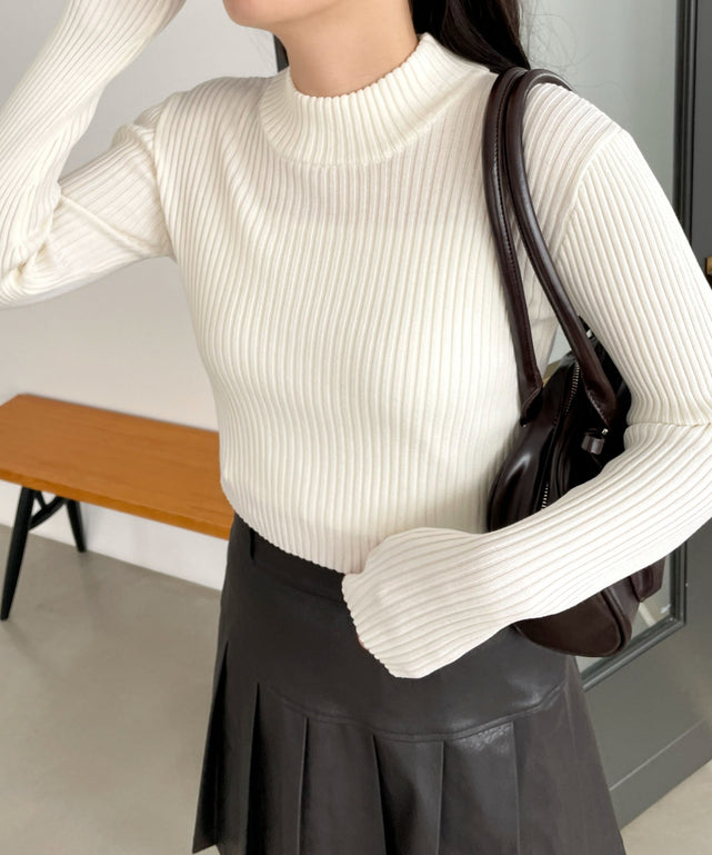 オフホワイト モデル：155cm F着用