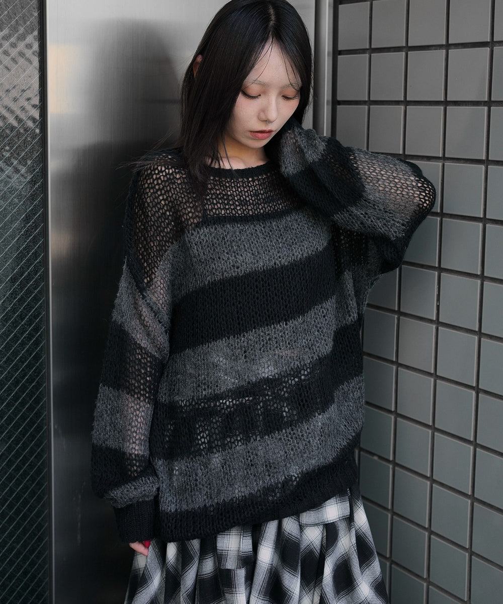 グレーボーダー　モデル：159cm F着用