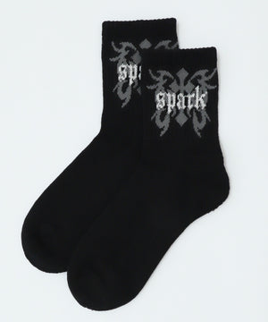 ブラック