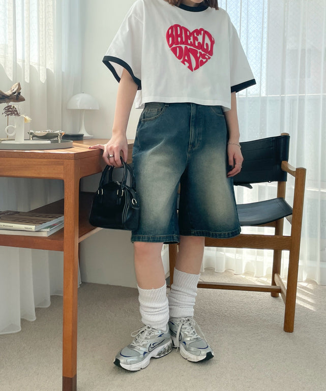 ホワイト モデル：155cm M着用