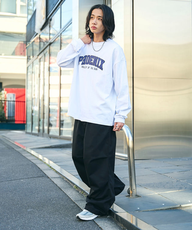 ホワイト　モデル:175cm L着用