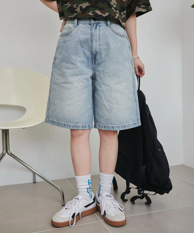 デニム淡(インディゴ淡)　モデル:155cm M着用