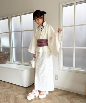 ホワイト　モデル:160cm F着用