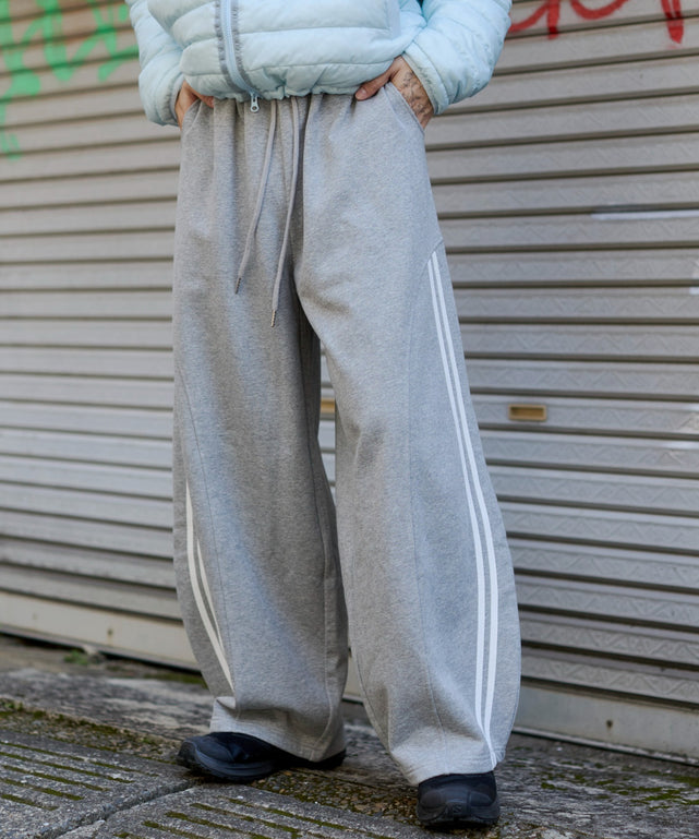 ラインスウェットパンツ/杢グレー モデル：175cm L着用