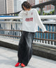 ホワイト モデル：182cm L着用