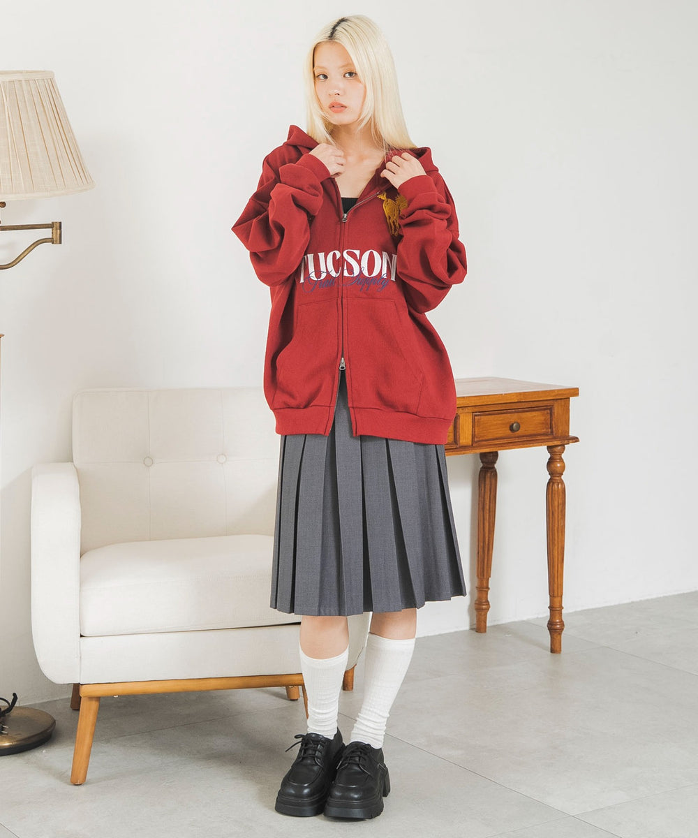 ワイン　モデル：166cm L着用
