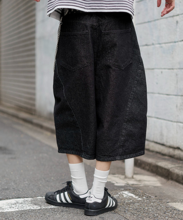 デニムブラック モデル：182cm L着用