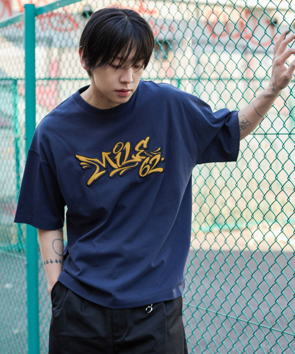 ネイビー モデル：175cm L着用