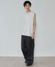 ホワイト モデル：181cm L着用