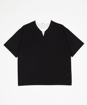 ブラック