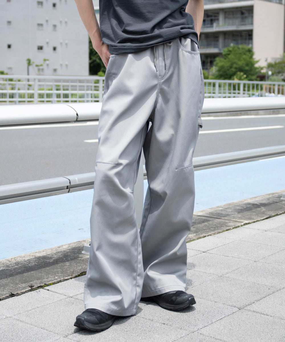 グレー モデル：182cm L着用