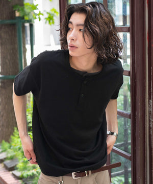 ブラック モデル：182cm L着用