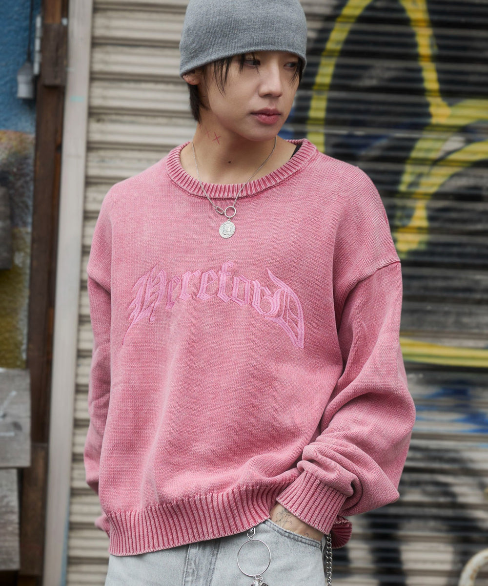 ピンク　モデル：175cm L着用