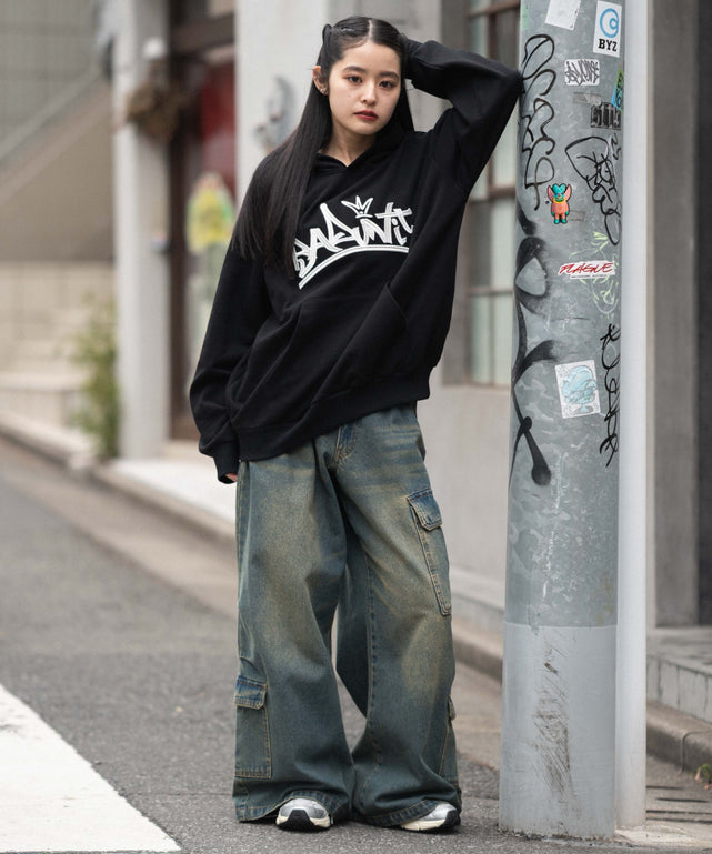 ブラック モデル：160cm M着用