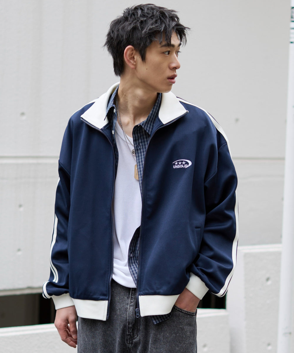 ネイビー モデル：181cm L着用