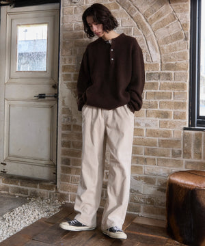 Lベージュ モデル：182cm L着用