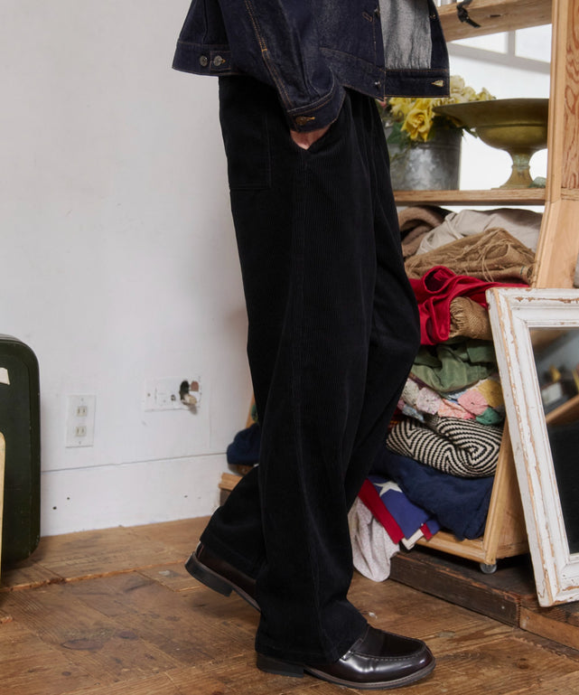 ブラック モデル：182cm L着用