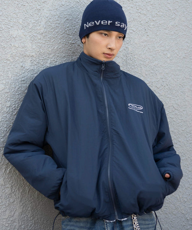オフホワイト モデル：180cm L着用