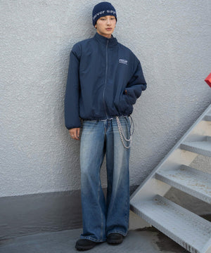 オフホワイト モデル：180cm L着用