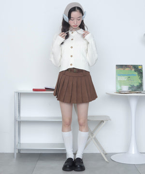 ホワイト　モデル：163cm M着用
