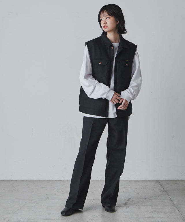 ブラック モデル：170cm L着用