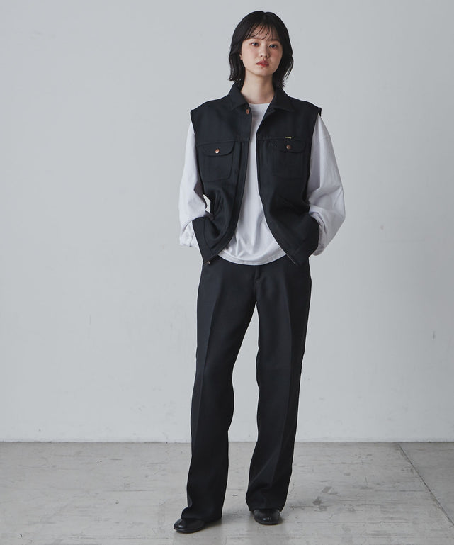 ブラック モデル：170cm L着用